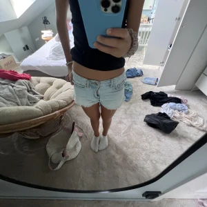 Jeans shorts - Såå söta jeans shorts!! Älssskar dom🥰🥰
