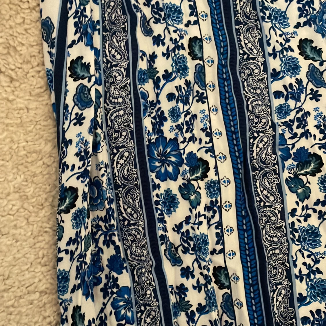 Blommig klänning - 90