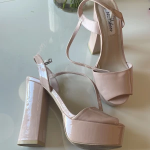 Klackskor  - Nude klackskor 