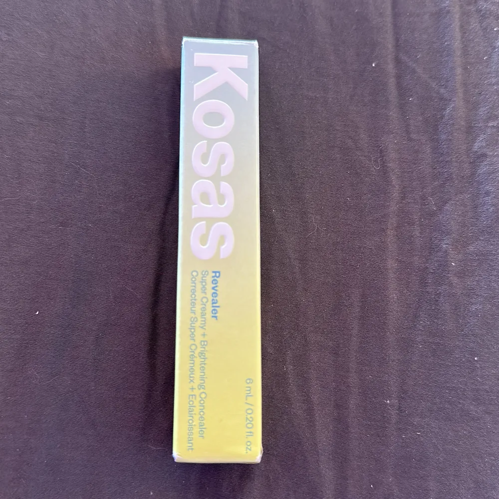 Kosas Concealer i färgen 06O Medium Tan 6 ml. Säljer den då jag beställde fel färg. Endast öppnad. Aldrig använd. . Asusteet.
