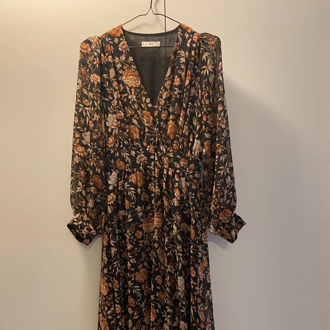 Klänning - långklänning  MNG