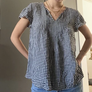 Topp - Ursöt, svart- vit topp⭐️