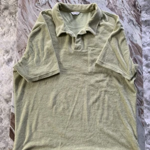 Frotté piké - Snygg trendig piké 9/10 bra skick 300kr