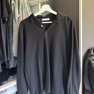 Zara  - Strl 13/14y men sitter som en s 