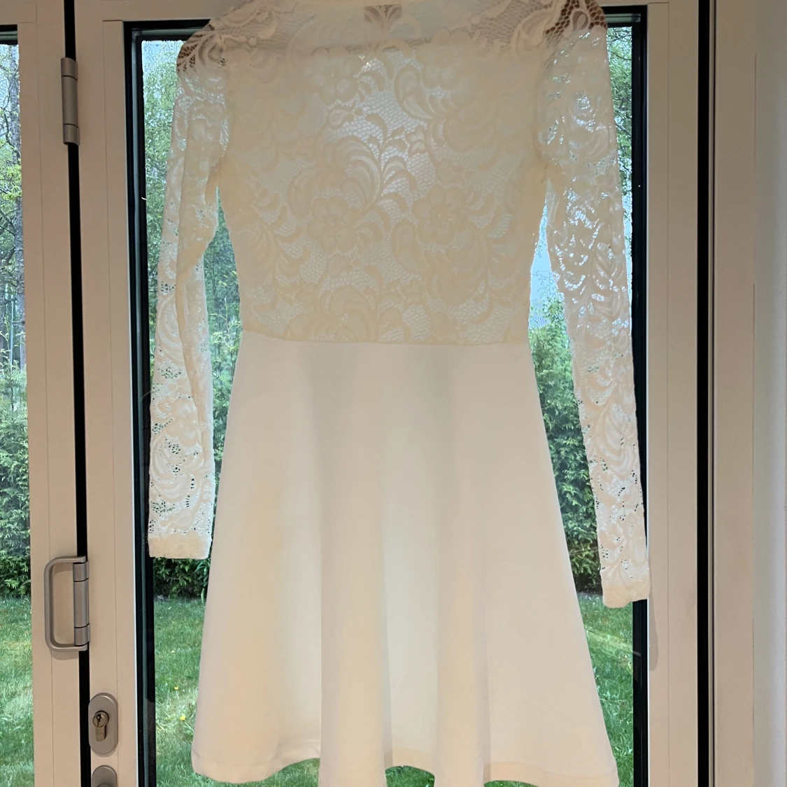 Vit studentklänning - 91