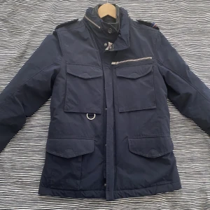 Snoot jacket - Condition: 9.7/10 (Never used).  Slim fit. 