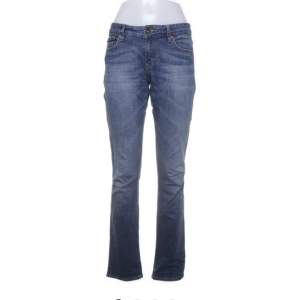 Bootcut jeans från hm köpta på sellpy storlek 29