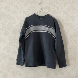 Helly Hansen - Vintage HellyHansen tröja, knappt använd ☺️