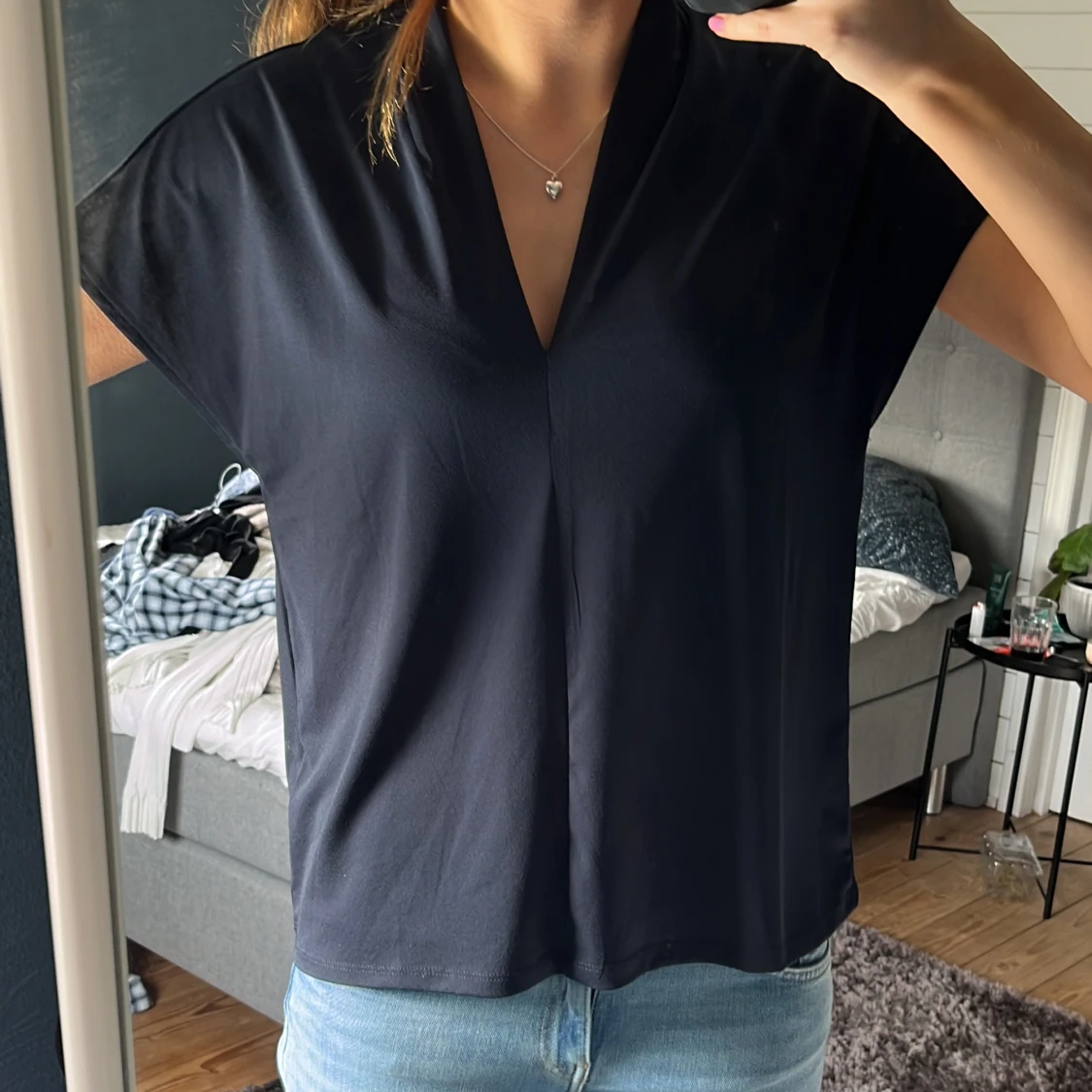 Marinblå topp.  - 90