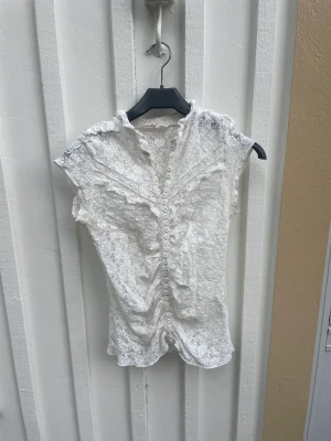 Spets topp - Topp i spets, stretchig!