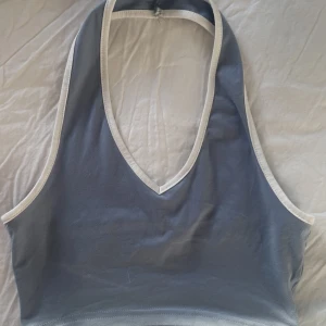 Crop tops - Crop tops från Shein. Vill du bara köpa en så hör av dig.