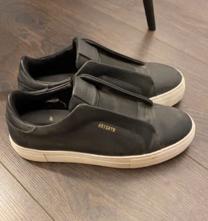 Arigato skor - Säljer Arigato skor 1500 box finns kan gå ner vid snabb affär