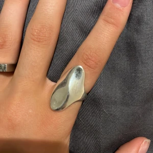 ring silver - jättefin silverpläterad ring från pilgrim, justerbar⚡️