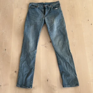 Levis jeans - Blåa Levi’s jeans. Använda för länge sedan 