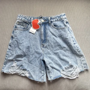 Shorts - Oanvända short från Cider.