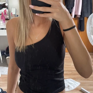 Topp - Köpt från zara förra sommaren tror jag, inte använd så mycket