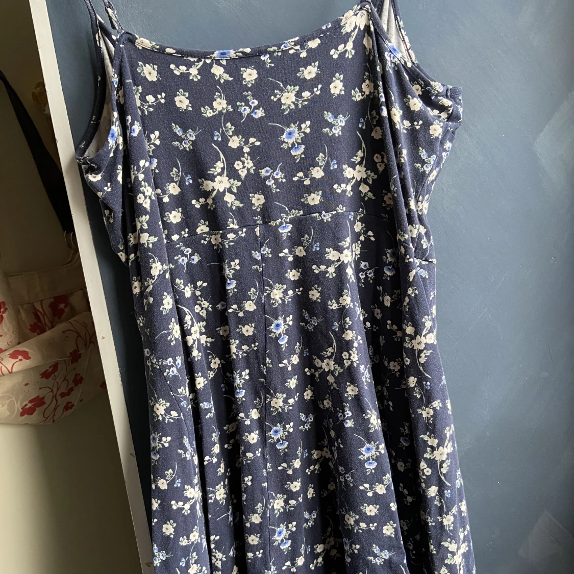 Blommig klänning - 90