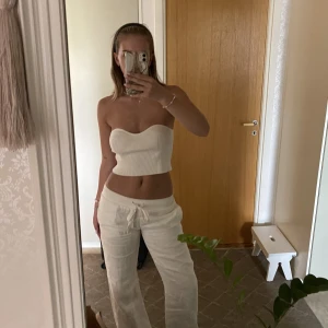 Bandeau-topp - Oanvänd bandeau-topp, strlk S💗 100kr + frakt