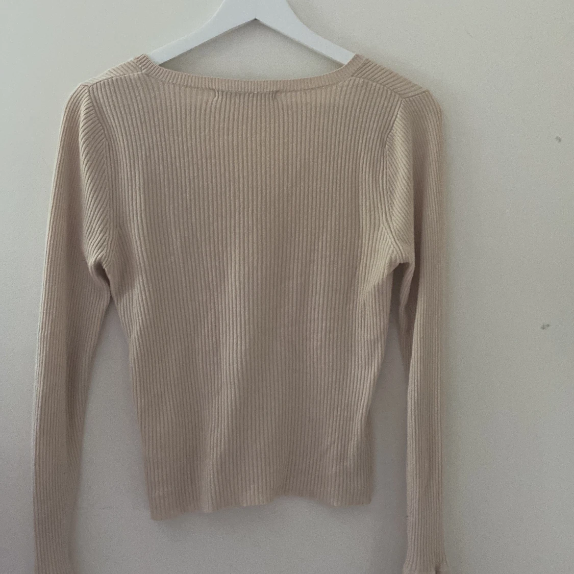 V-ringad tröja - 91