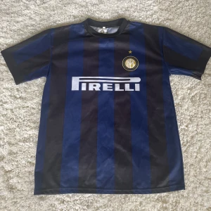 Vintage Inter Milan Tröja - Storlek M Hernanes 88 på ryggen