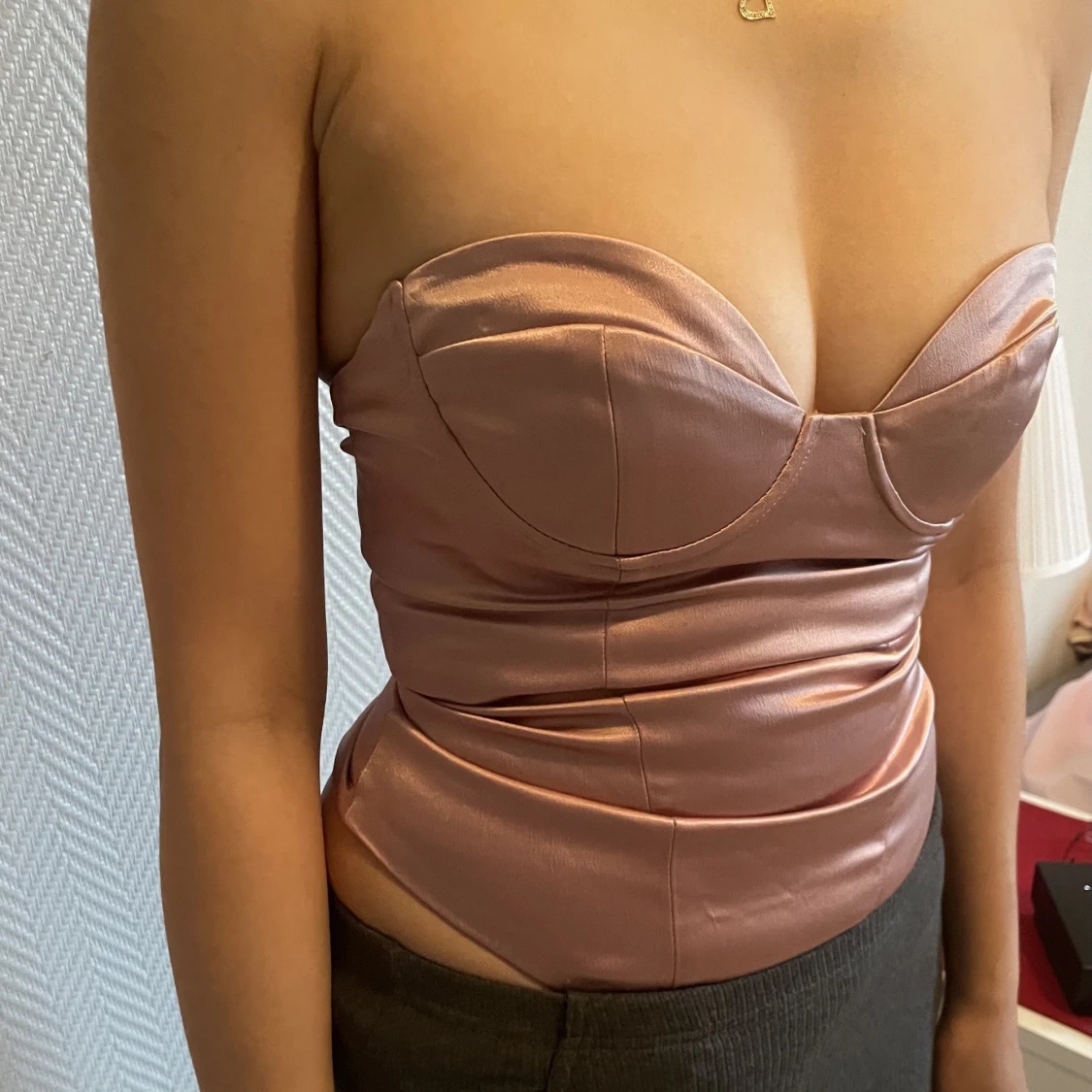 Korsettbody från zara. Med prislapp på  - 90