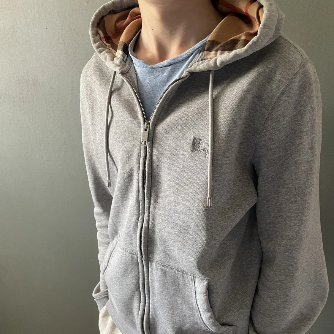 Burberry Zip Hoodie - 90