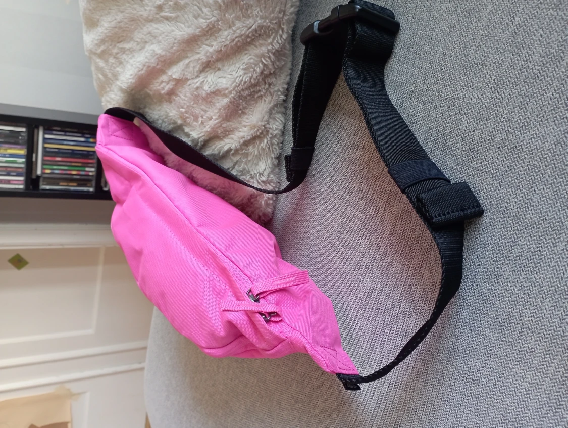 Nike magväska  - 90