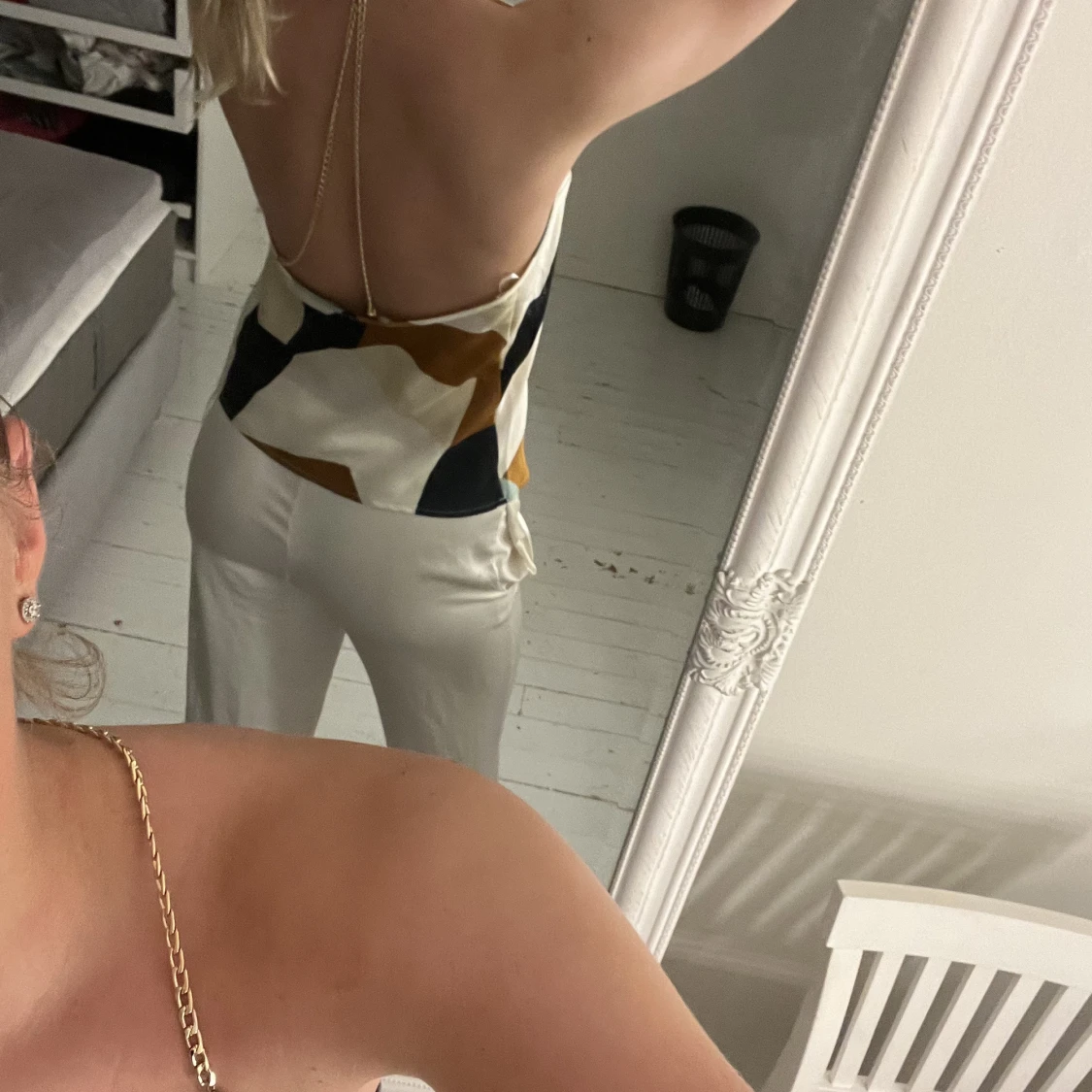 Festlig topp från bikbok  - 90