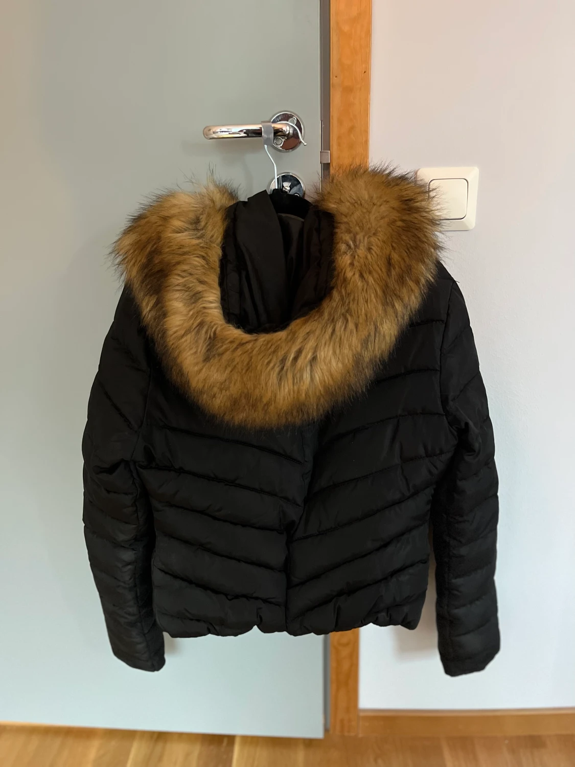 Svart vinterjacka från Roco Baroco - 90