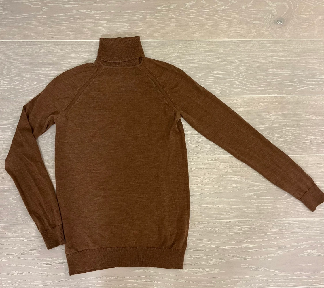 Finstickad polo fr GAP