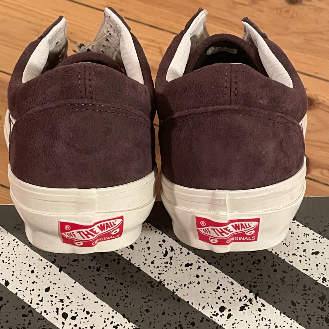 Vans *NYA* Vinröda LX - 91