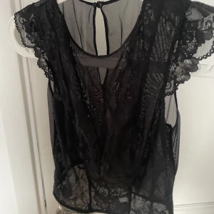 Spetstopp - Spetstopp från HM. Superfin till fest.