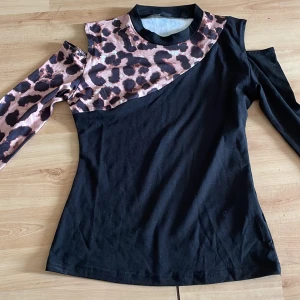 Tröja  - Helt ny tröja från shine 