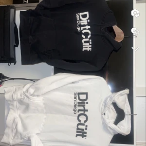 Dirtcult hoodie - Vit: stl S, 300kr Svart: stl xs-s , 200kr