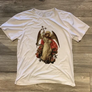 Bladee cross tröja - Bladee cross tröja size M