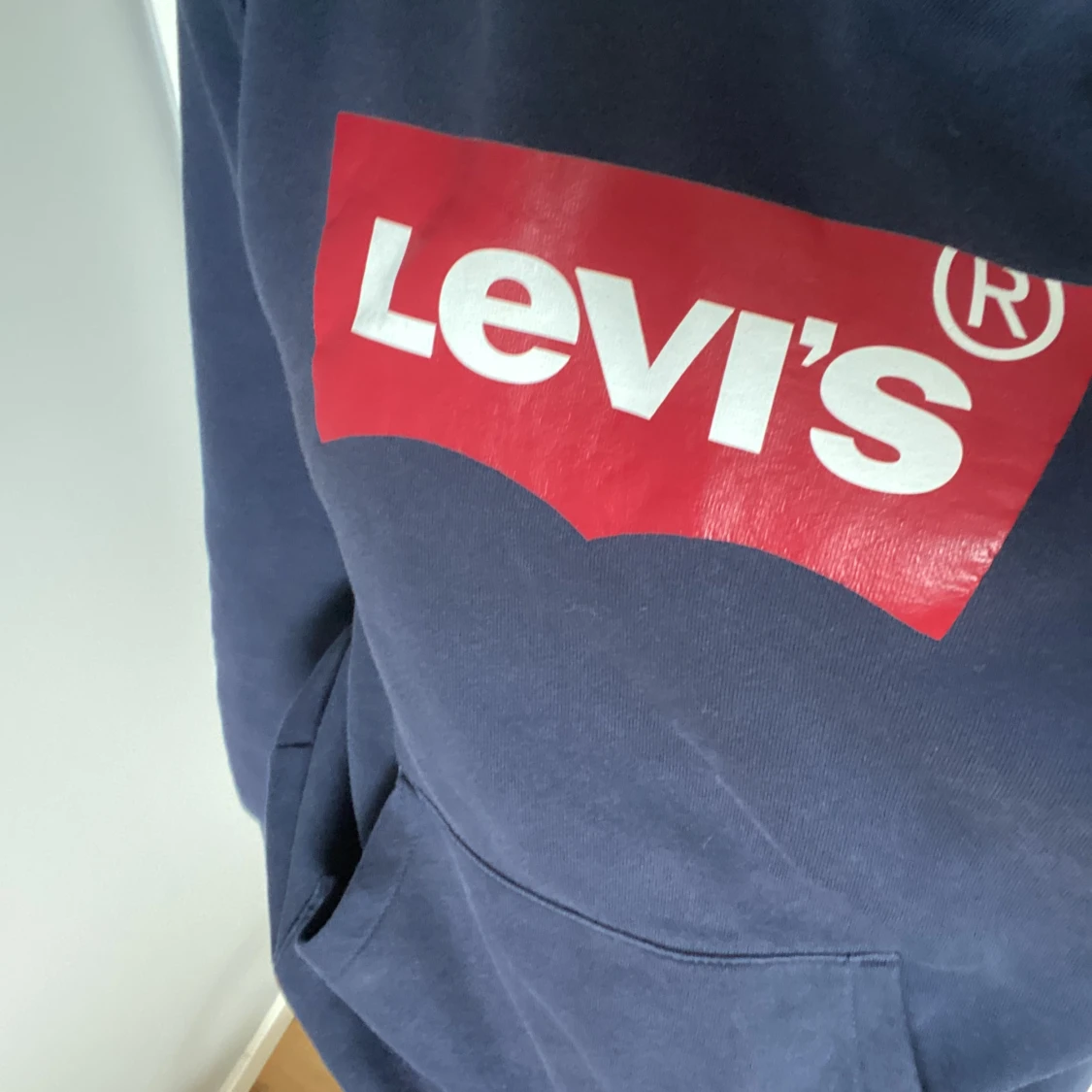 Mörkblå Levis hoddie - 91