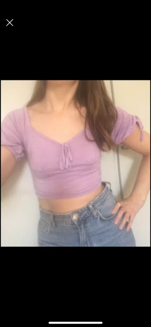 Crop top  - Söt somrig topp från pretty little thing 