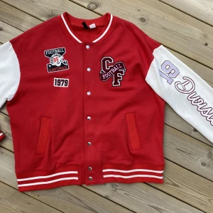 Baseballjacka  HM - Baseballjacka i bomull HM i storlek L
