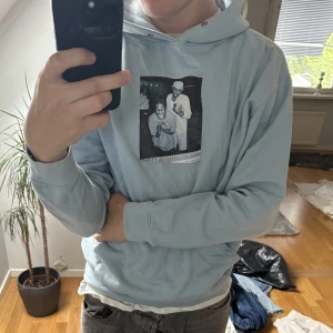 Rocky x Tyler Hoodie  - A$AP Rocky x Tyler The Creator hoodie i ljusblå.  Felfritt skick.