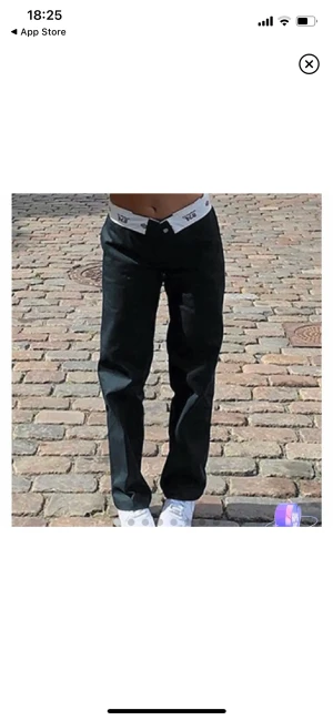 2 st oöppnade dickies byxor, extremt billigt - Jag har länge haft dessa dickies byxor då min pappa köpte de i USA för nått år sedan, fast i fel storlek! Jag vill helst bara bli av med dem och säljer därför båda för 300 vilket är sjukt om man jämför med att ett par kan kosta runt 600/700!