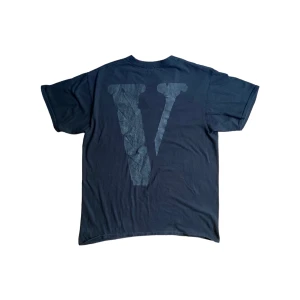 Vlone T-shirt  - Har inga tags nånstans 