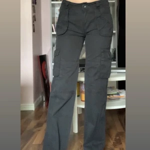 Cargopants - Storlek XS Säljer för 260kr