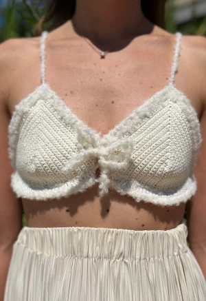 Crochet fluffy bralette  - Super cute crochet bralette with fluffy yarn 🪽