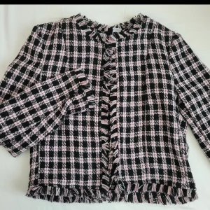 Fin kofta/jacka - Fin kofta/jacka från H&M, oanvänd.