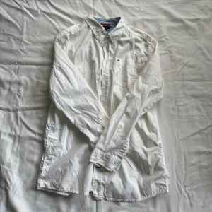 Tommy hilfiger skjorta  - Tommy hilfiger skjorta barn , L 16-18