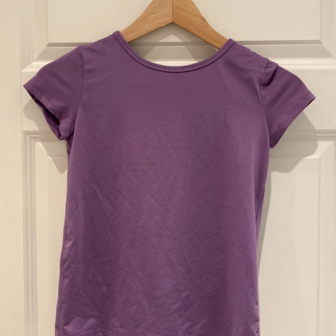 Lila tränings t-shirt