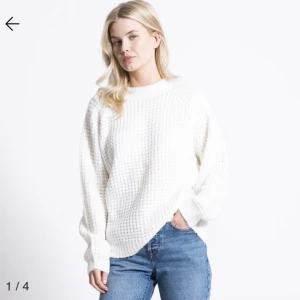 Stickad tröja  - Snygg stickad tröja ifrån lager 157 