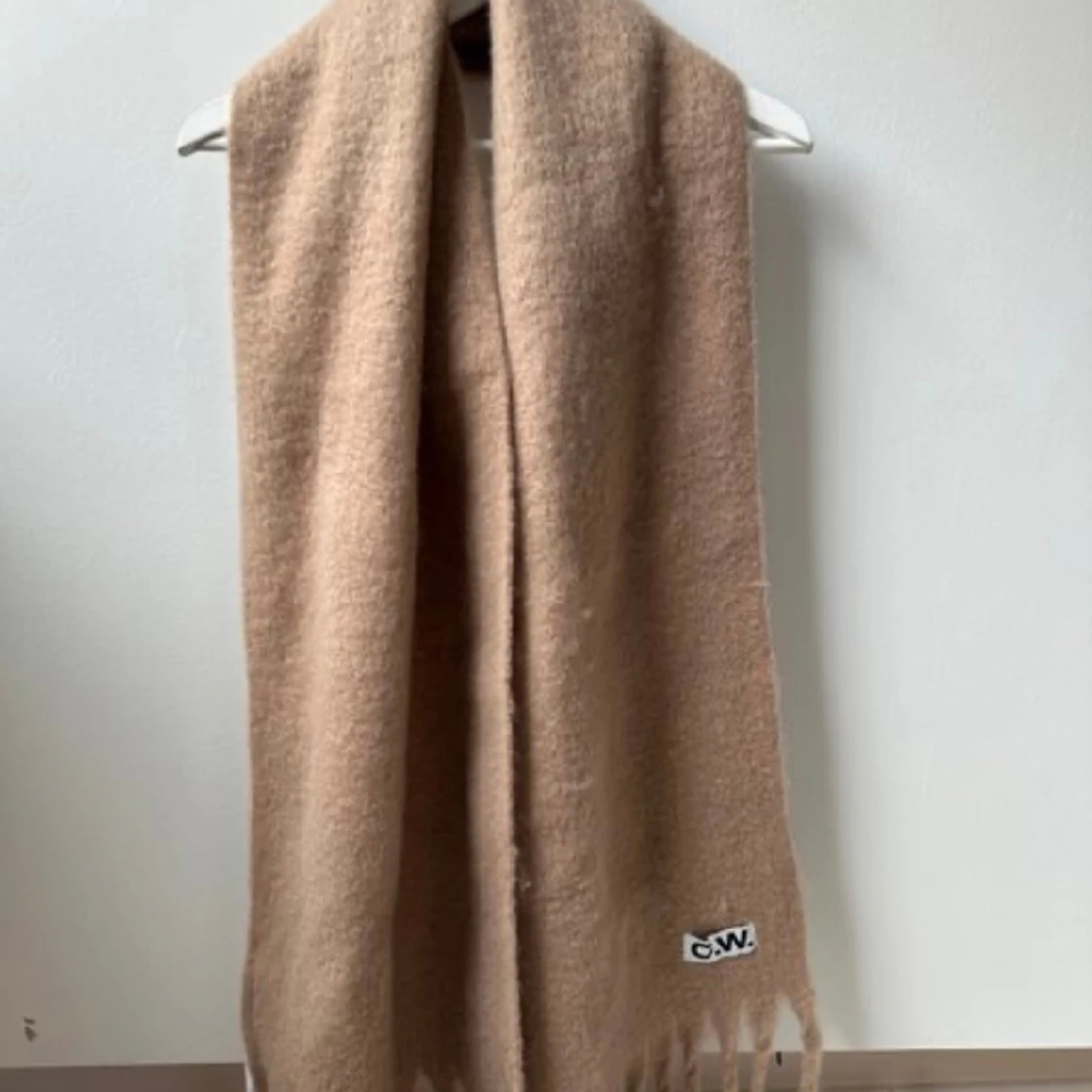 Superfin fluffig halsduk från Carin Wester!🌟 - 90