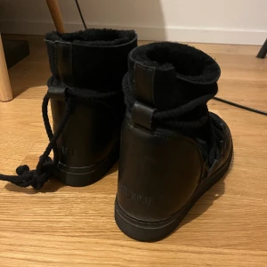 Inuikii vinterskor - Used but good condition 