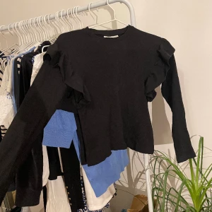 supersöt långärmad - Superfin långärmad från Gina tricot💘säljer då den är för liten💘